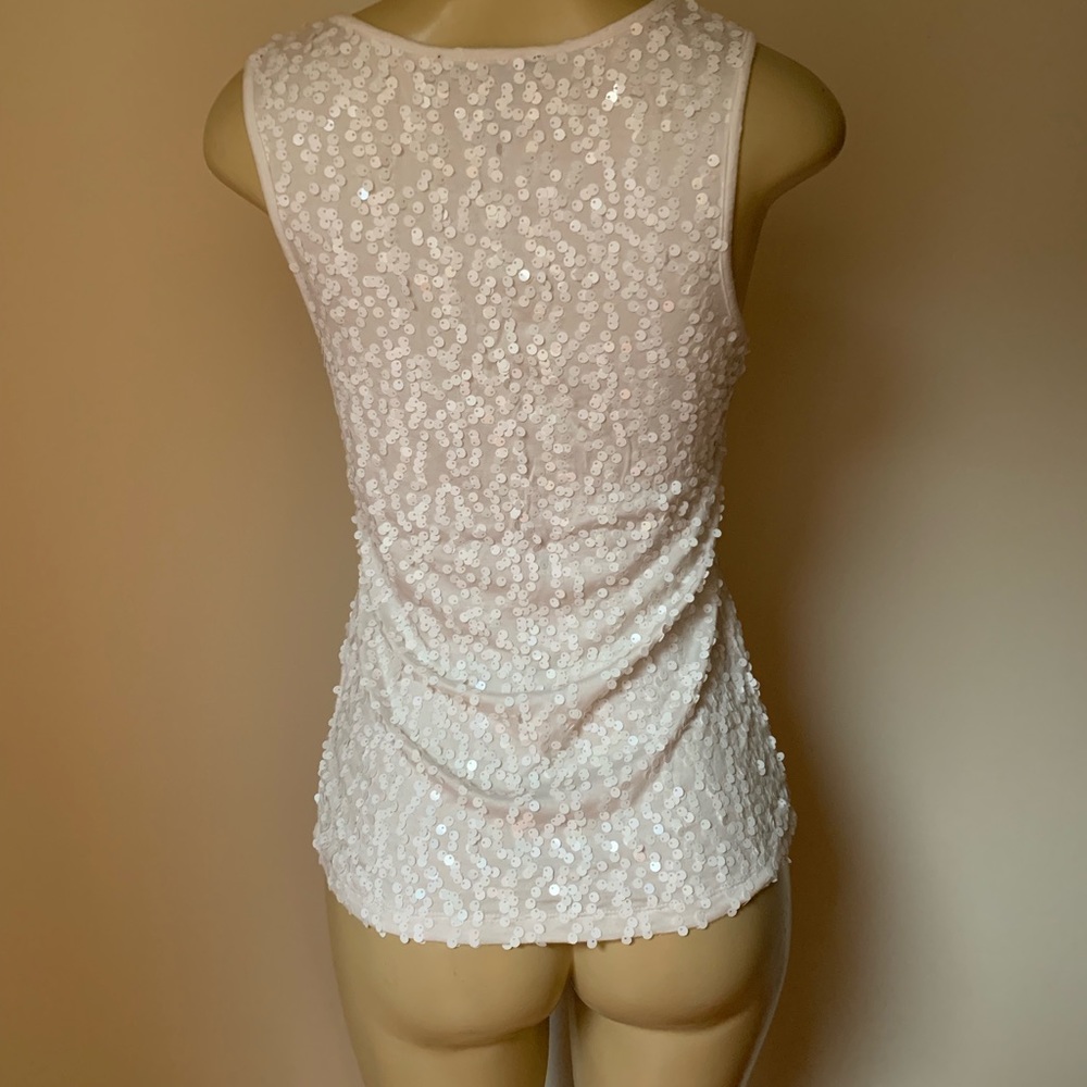 Tops - Picture 4 of 5
